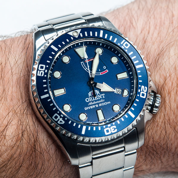 Orient Triton Neptune Star Diver Watch review comparison 200m Blue RA-EL0002L00A RE-AU0302L00B dial on wrist bracelet