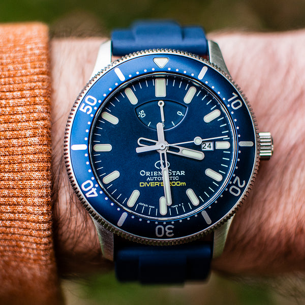 Orient Star Diver Watch review comparison 200m Blue RE-AU0302L00B dial on wrist wearing on orientstar