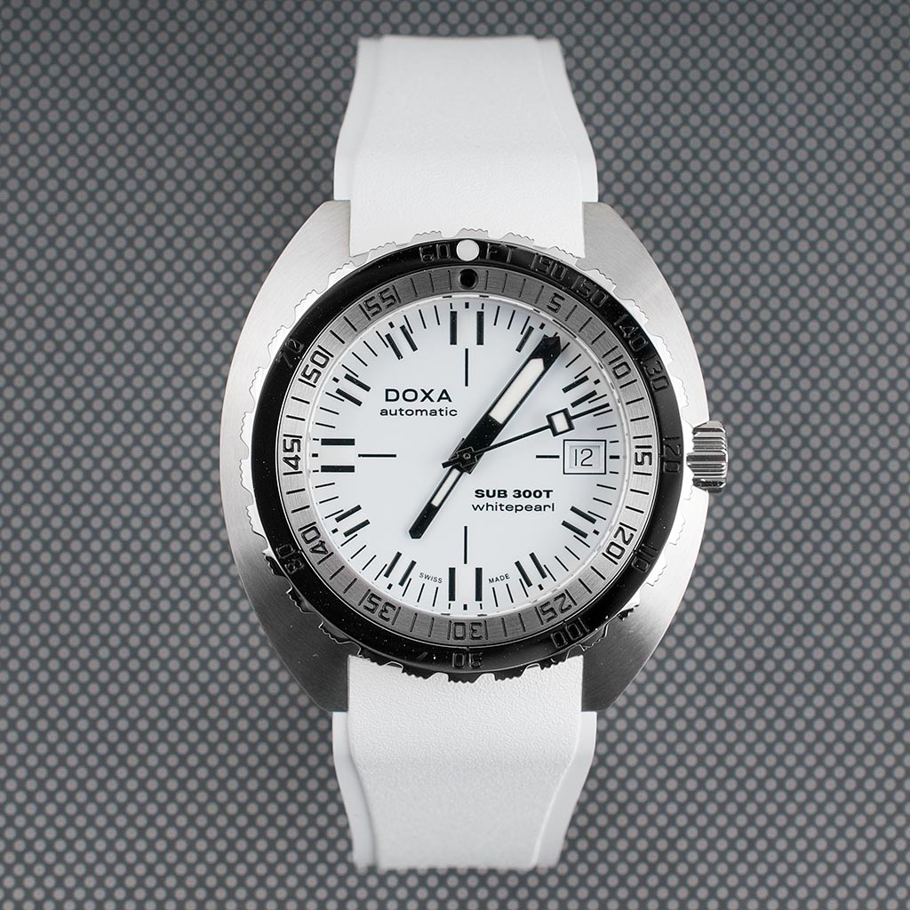 Doxa SUB 300T Whitepearl Watch Review (840.10.011.23)