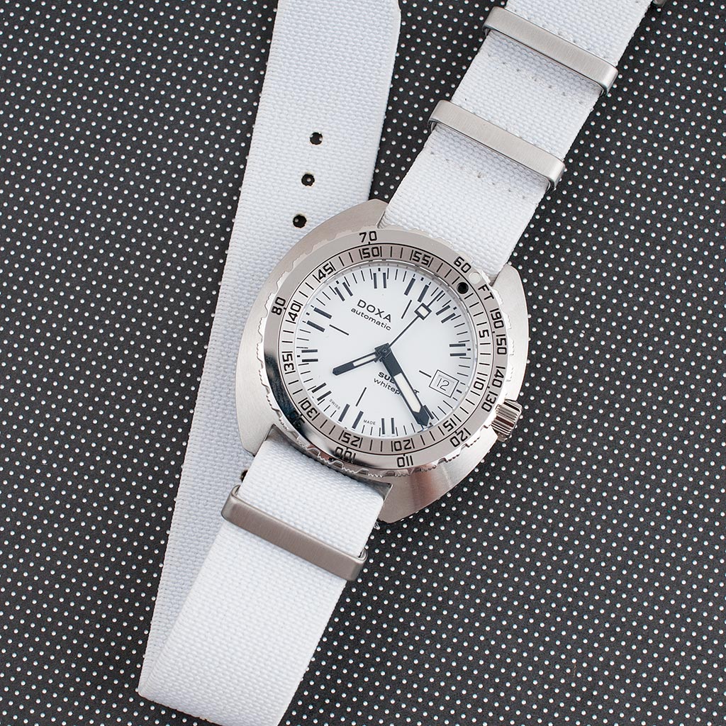 Doxa SUB 300T Whitepearl Watch Review (840.10.011.23)