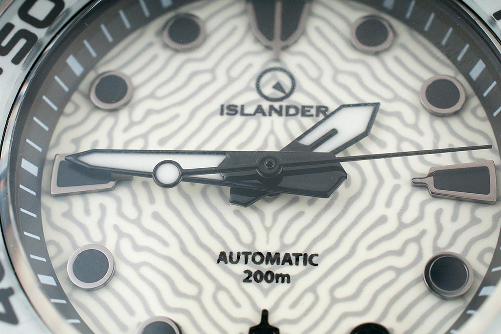 Islander Watch Sands Point Titanium Diver Lume Dial Coral Watch Review - ISL-161