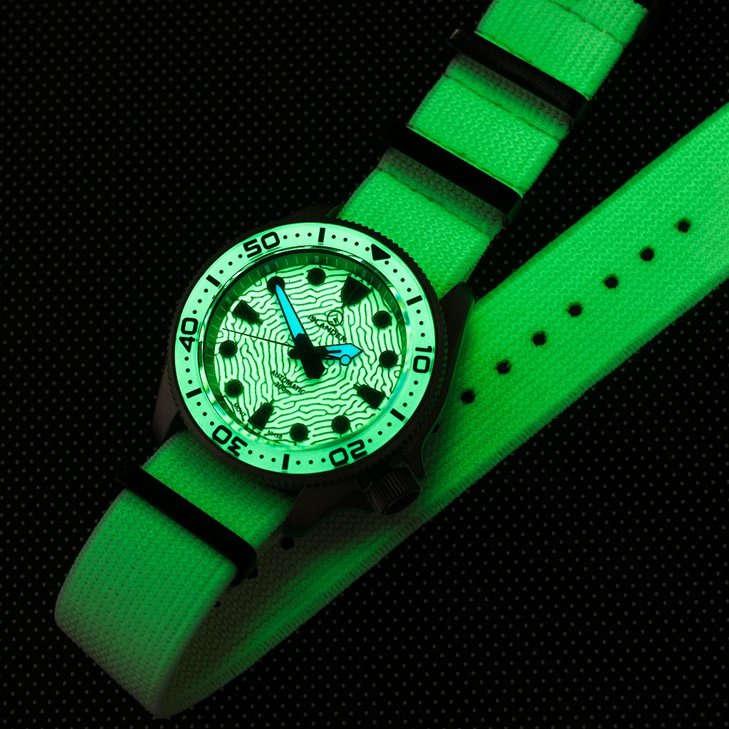 Islander Watch Sands Point Titanium Diver Lume Dial Coral Watch Review - ISL-161