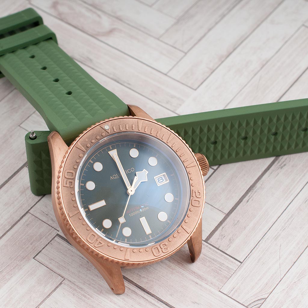 Aquatico Bronze Sea Star - Green Dial Bronze Bezel Watch Review