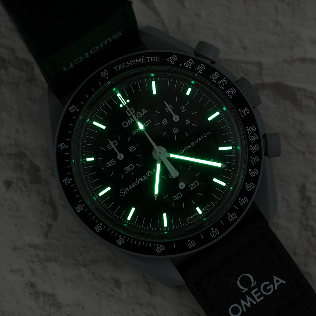 Omega x Swatch Moonswatch Mission to the Moon Watch Review SO33M100