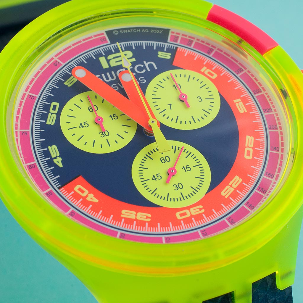 Swatch Neon to the Max Watch Review - SB06J100: Reissue of 90s Swatch Grand Prix