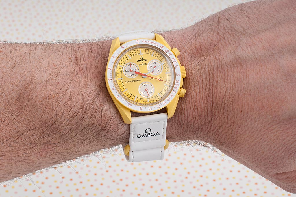 Omega x Swatch Moonswatch Mission to the Sun Watch Review SO33J100