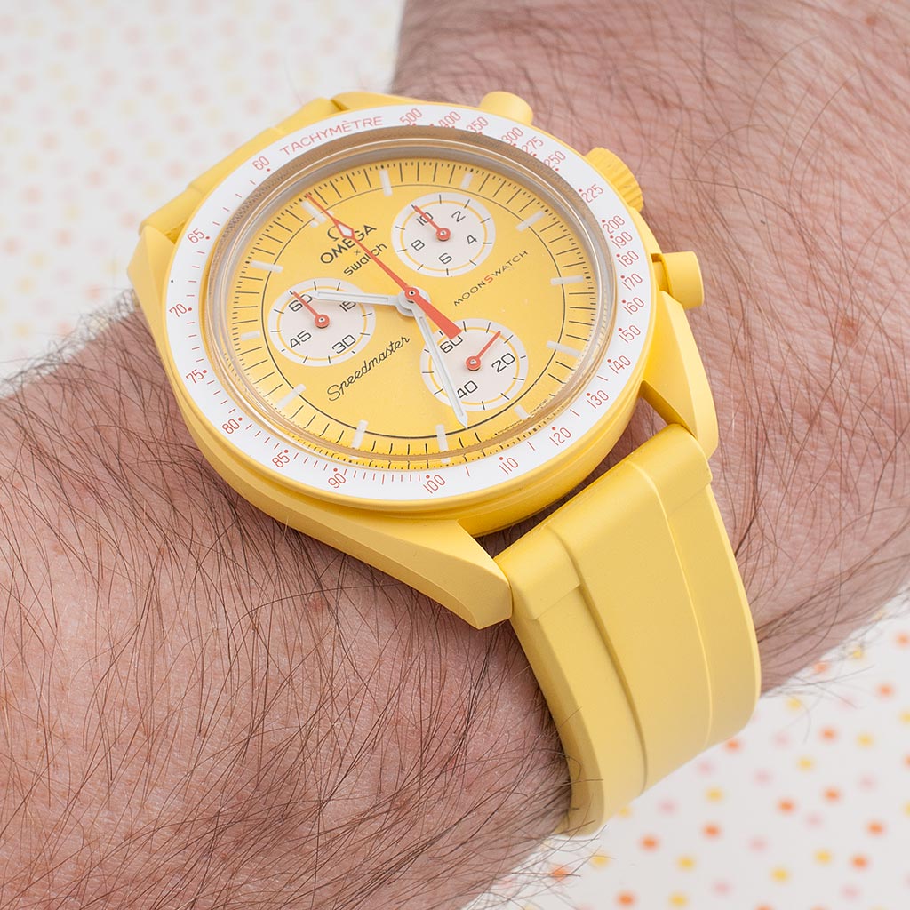 Omega x Swatch Moonswatch Mission to the Sun Watch Review SO33J100