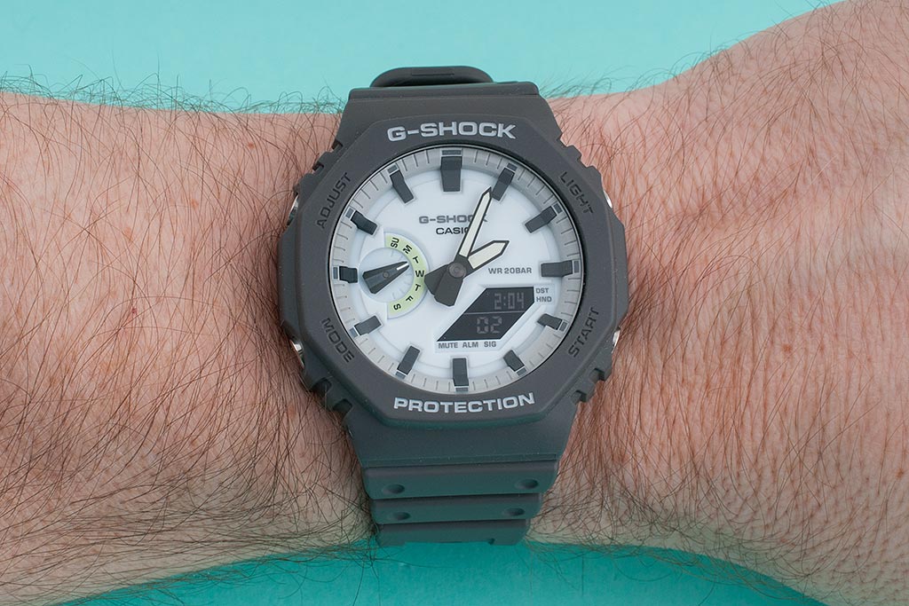 Casio Hidden Glow Casioak Watch Review - A Lume Dial Version of my Favorite G-Shock! GA2100HD-8A