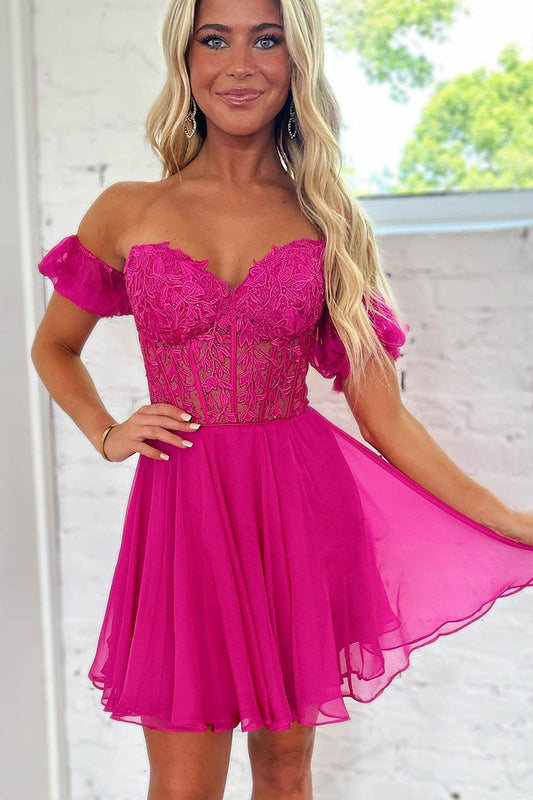 Everly | A-Line Sweetheart Tiered Short Homecoming Dress