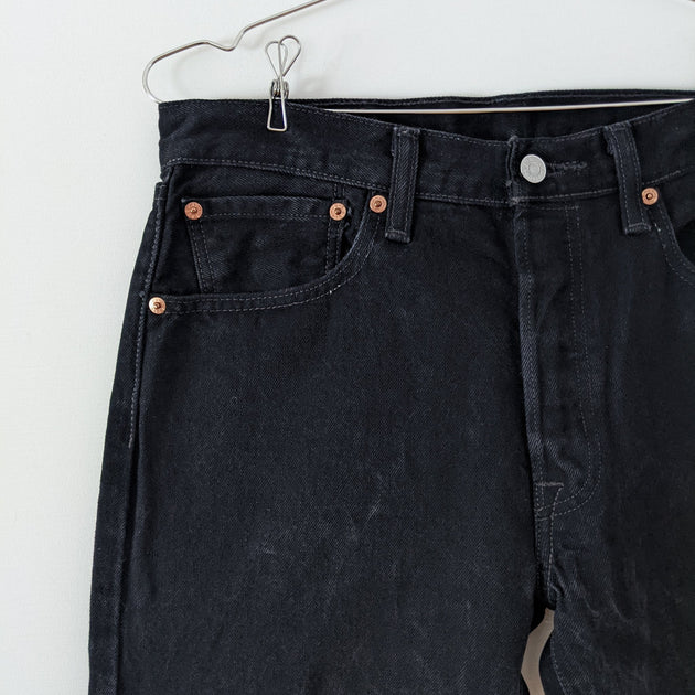 Black Levi's 501 32x32 Denim Jean | Fold and Fray