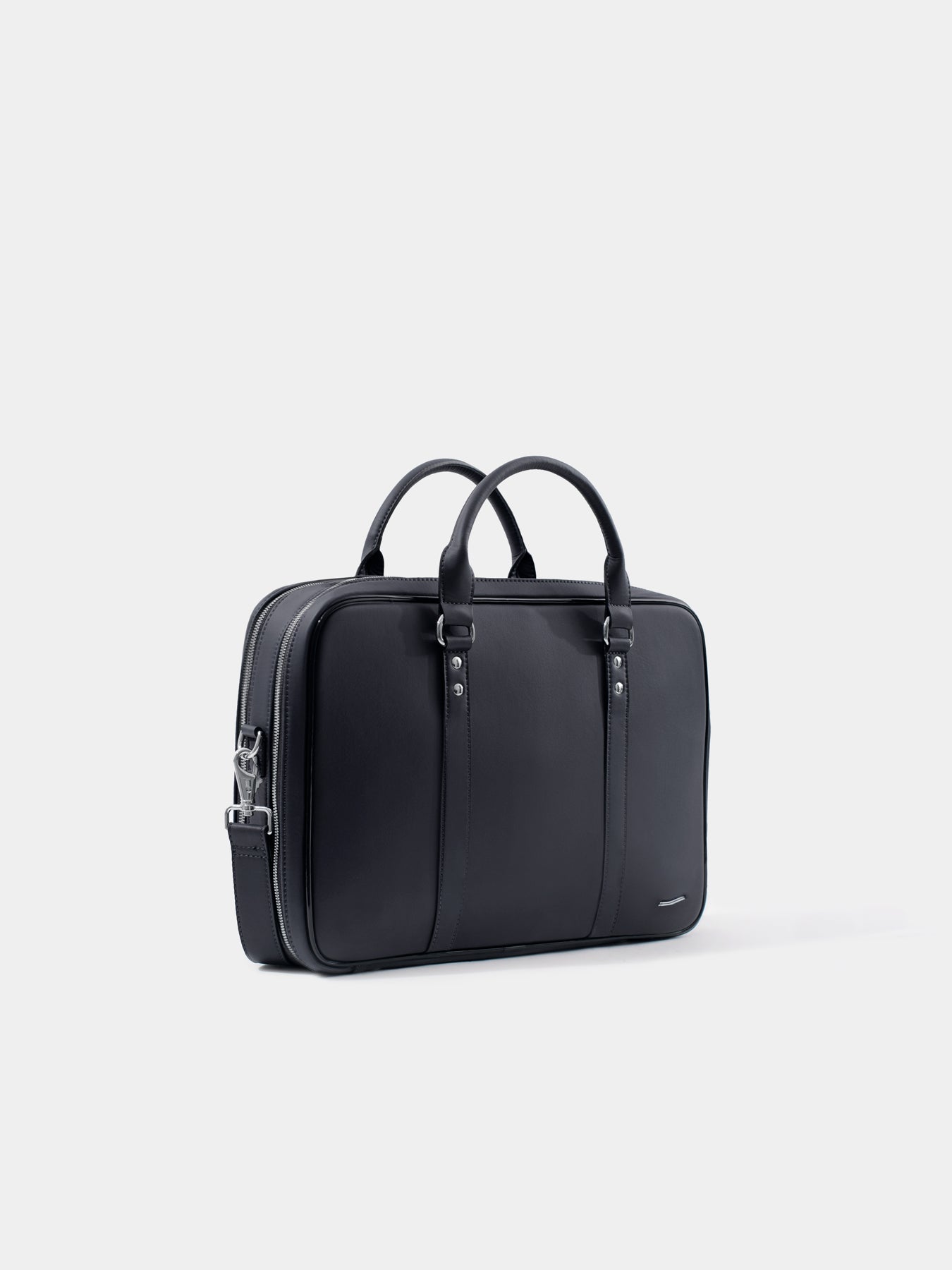 F34 Travel Duffel Bag in Leather