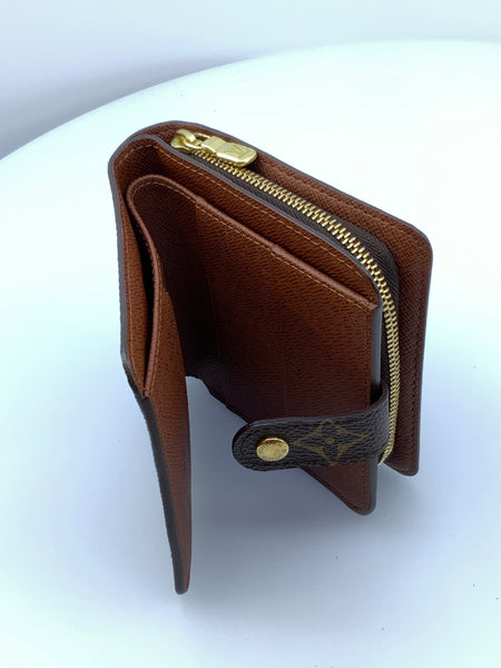 Louis Vuitton Zippy wallet with CC slot
