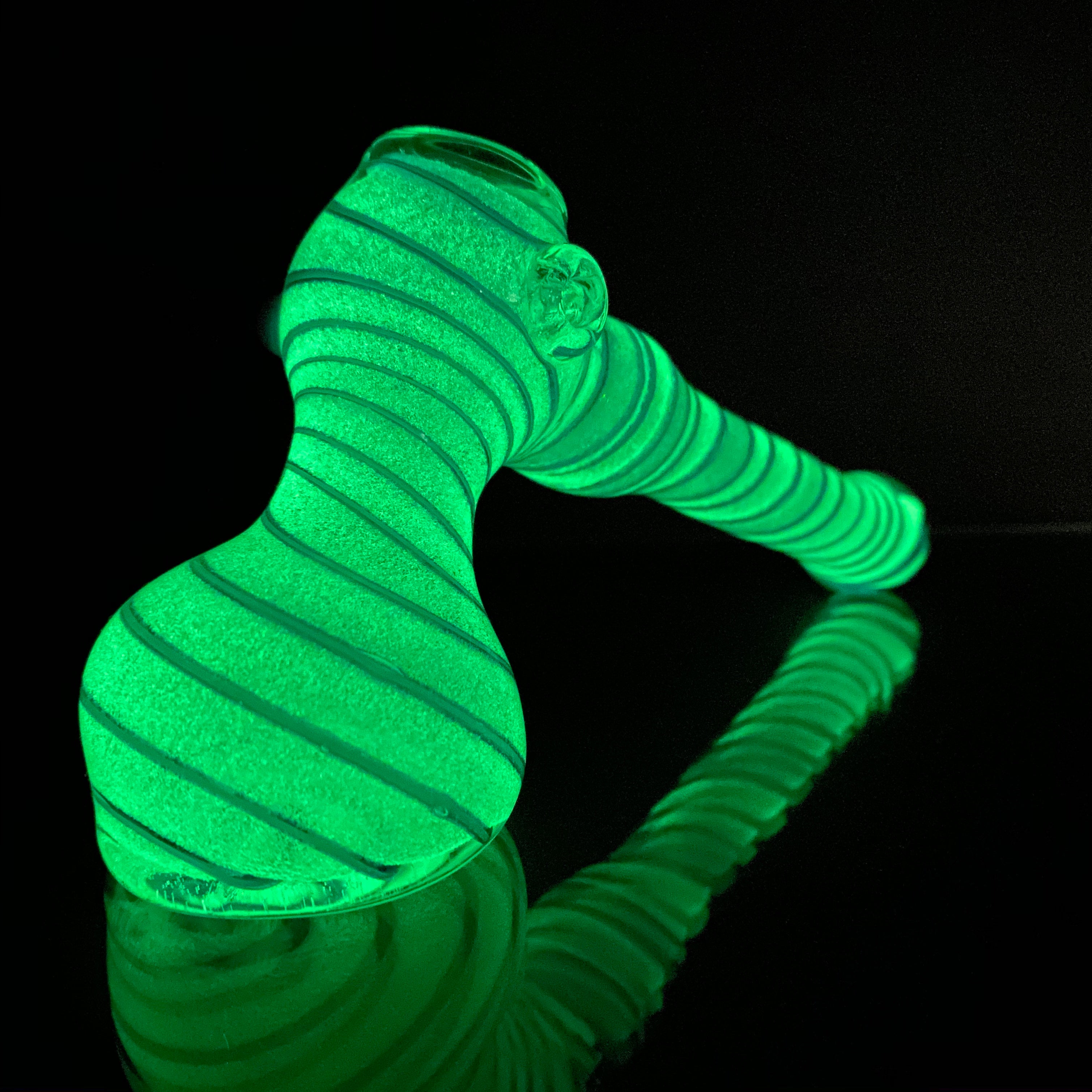 7'' HAMMER Glow in Dark Color Twist Lining