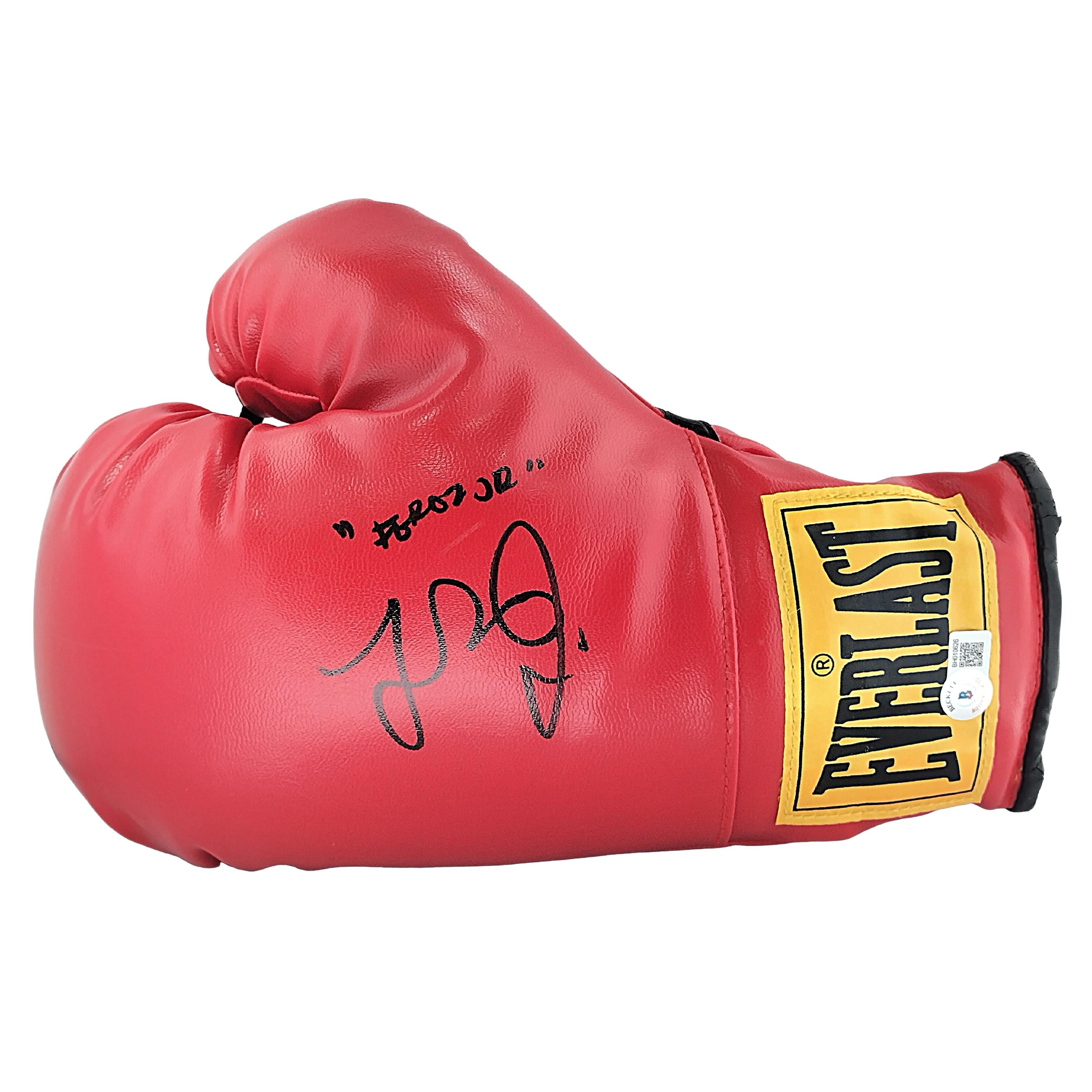 Fernando Vargas Jr. Signed Everlast Red Boxing Glove Proof Photo Beckett Authentication