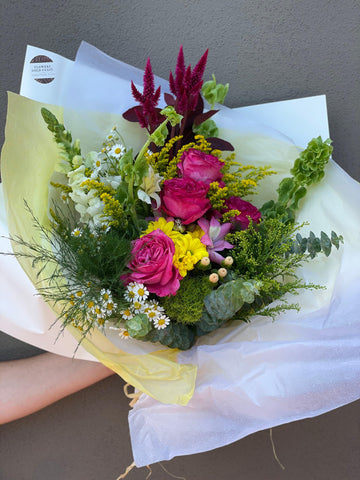 Flowers Gold Coast | Flower of the Month | Matricaria Chamomilla (Chamomile) | Best Florist | www.flowersgoldcoast.com.au