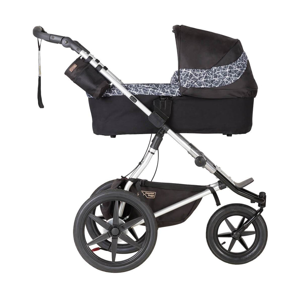 mountain buggy urban jungle carrycot plus