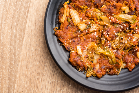 Kimchi Pancake (Kimchi Buchimgae, 김치 부침개)