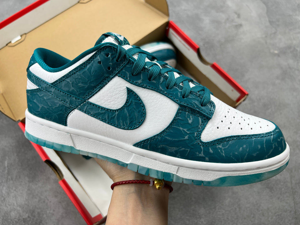 dunk low ocean nike