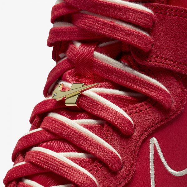 nike dunk high first use red release date