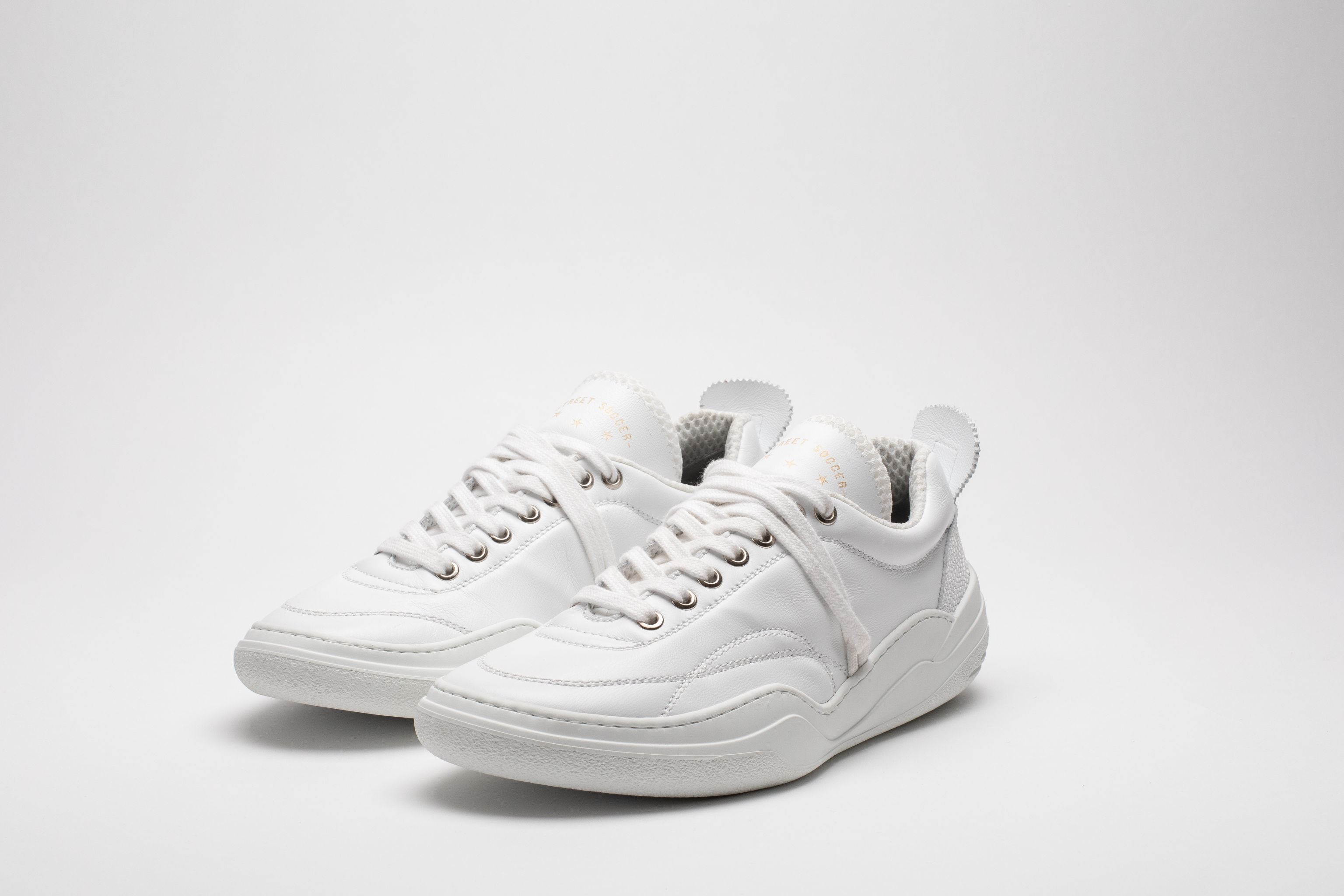 mens all white leather trainers