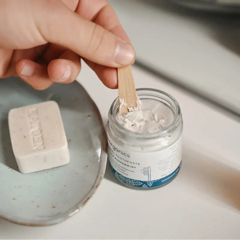 Non-toxic Toothpaste
