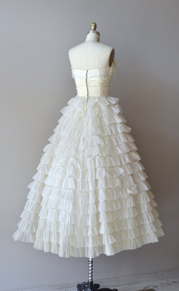 Retro Vintage Tea Length Wedding Dress with Tiered Ruffles DV2070 ...
