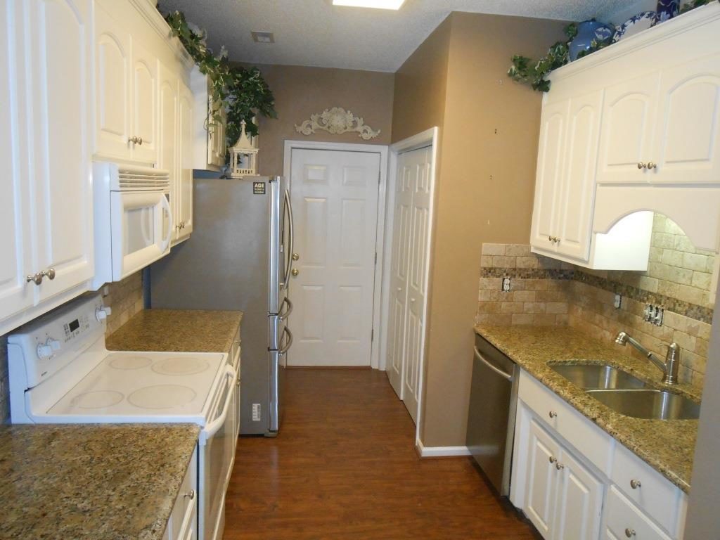 Travertine Countertops Design Ideas Pros Cons And Cost Sefa