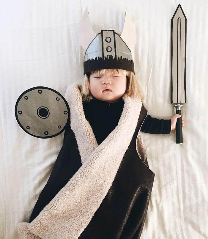 bebe disfraz vikingo