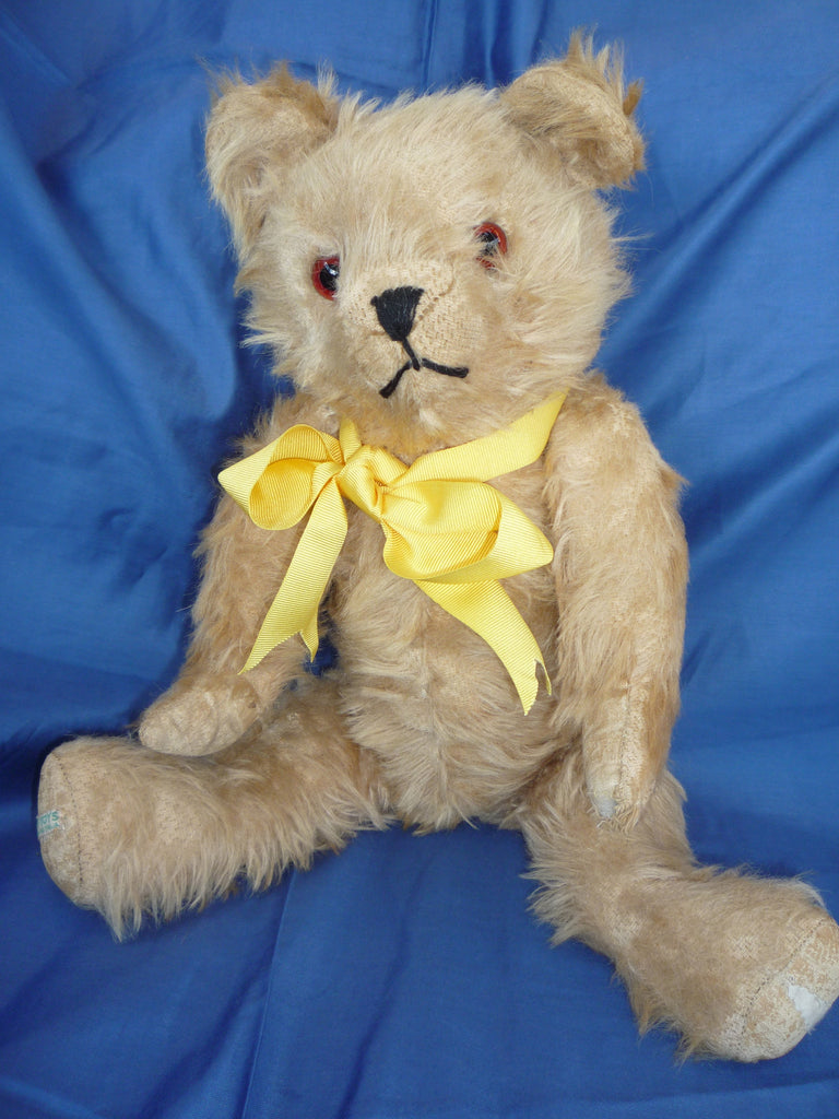 Australian (1940) A Joy Toys Label Larry – Grandma's Teddies