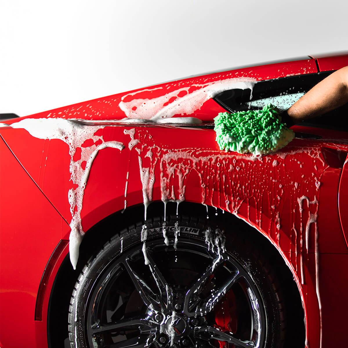 can you wash a black car with dish soap