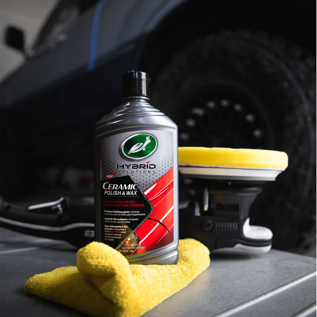 car detailing using clay bar - for removing stubborn dirt from car / wavex claybar  kit 
