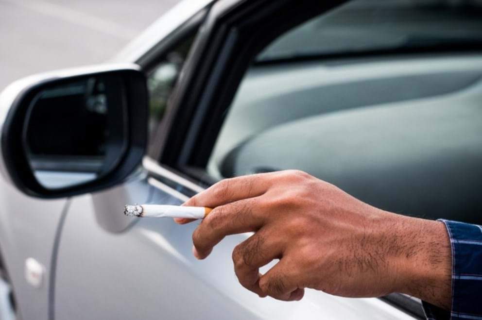 how-to remove cigarette smell from your car - turtle wax - smoke odor