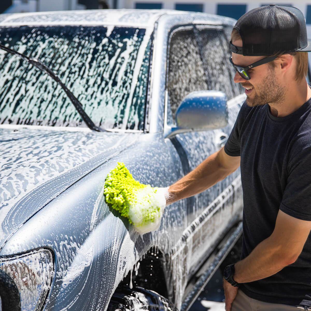 The Best Way to Wash Your Car