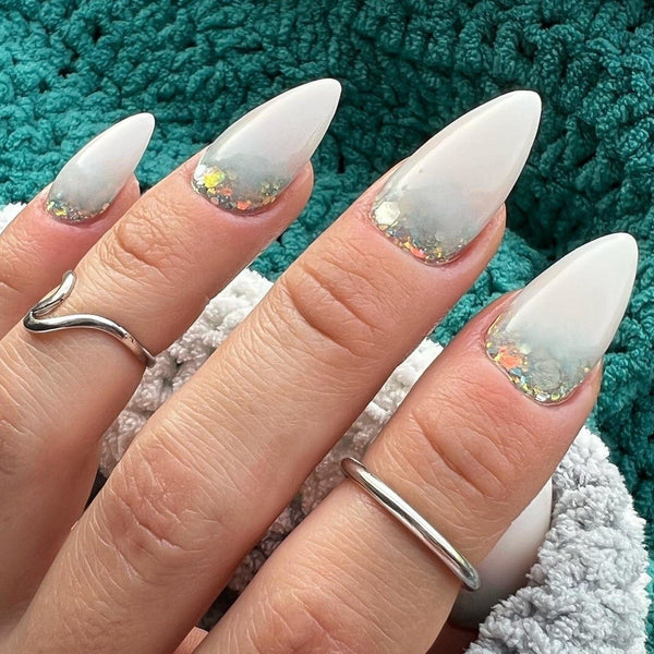 almond shaped nails tumblr