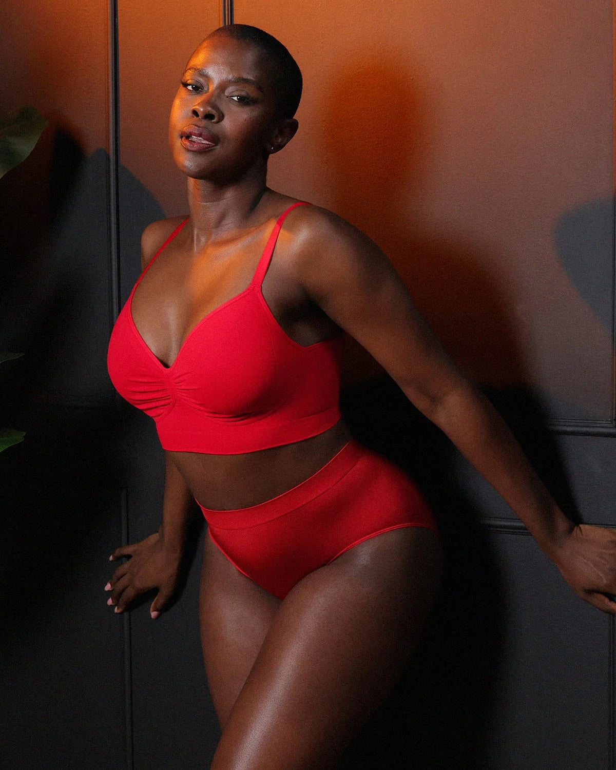 Bare Essentials™ Skin Flow™ Smooth Unlined Wireless Bra