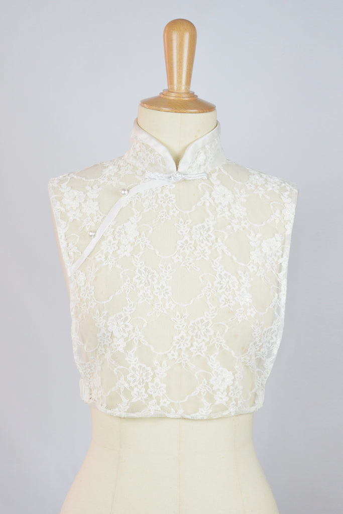 white lace bib