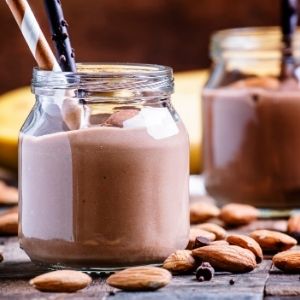 chocolate almond smoothie