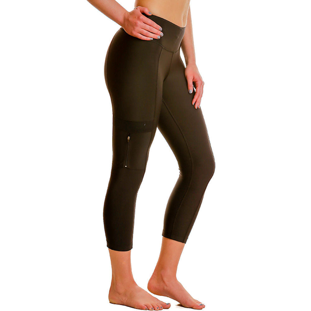 yoga pants with cargo pockets