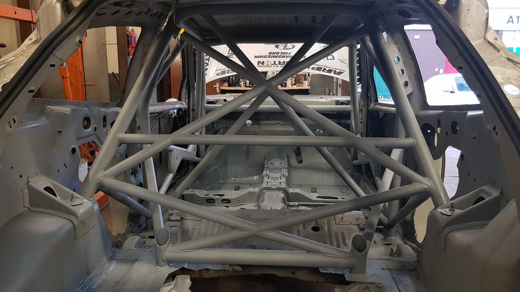 AJ Racing mk1 Focus ST 170 Race Car Roll Cage Install