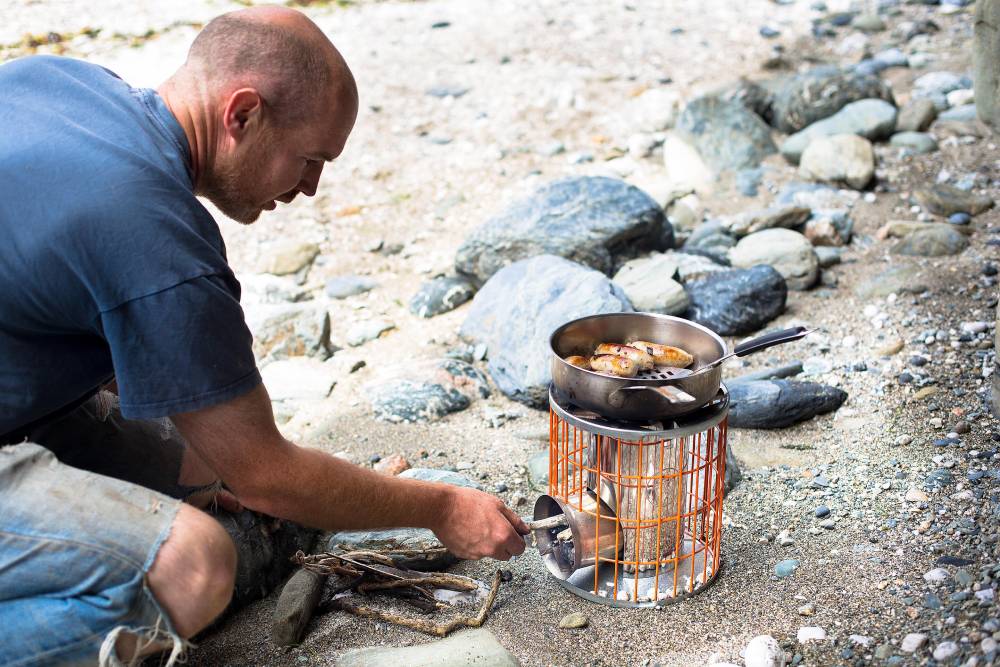 The Horizon Stove - how does a rocket stove work?