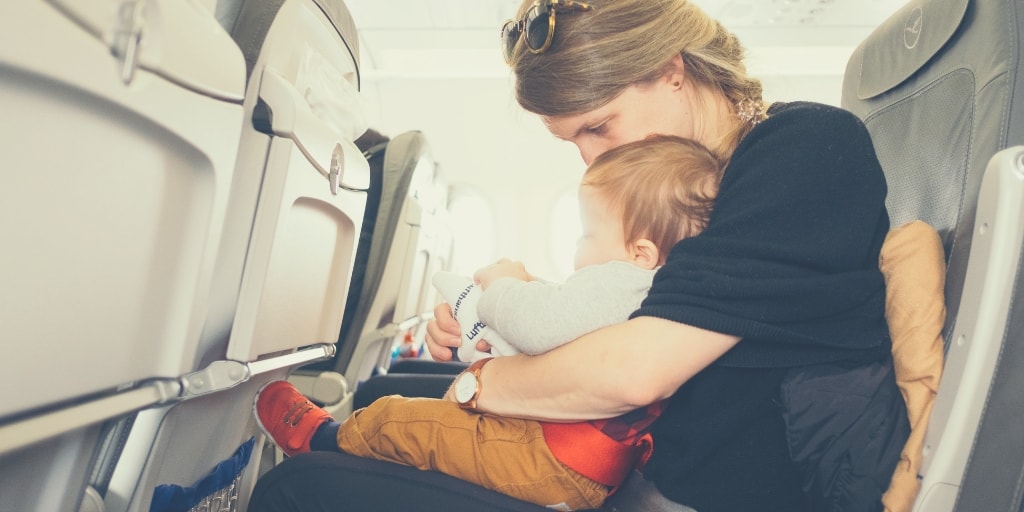 带婴儿和儿童旅行的十个技巧