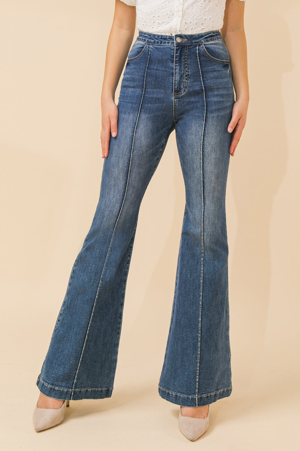 PICK YOUR LOVE FLARE JEANS l FLYING | Flying Tomato