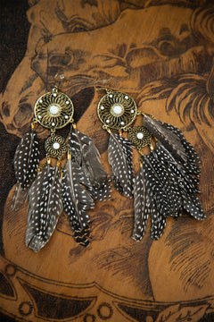 Pluma Feather Earrings (2 Colors)