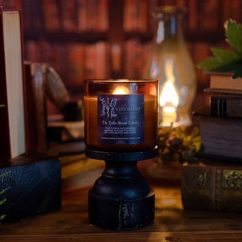 Tudor House Library candle