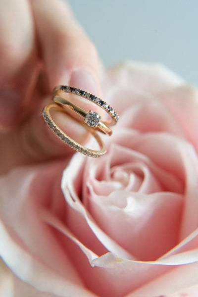 Pink rose with diamond rings 