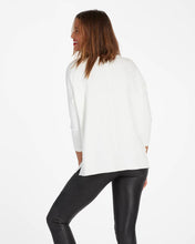 Load image into Gallery viewer, Spanx Perfect Length Top, Dolman 3/4 Sleeve