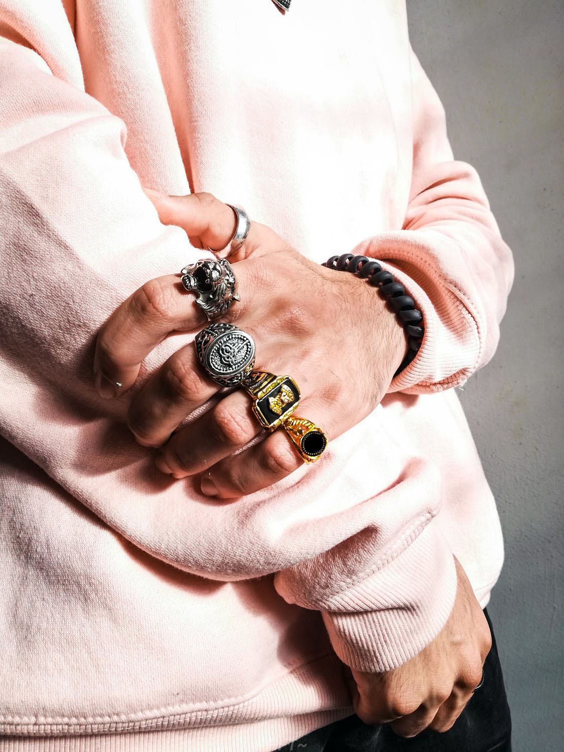 How Many Rings Should A Man Wear? - Gthic.Com - Blog – Gthic