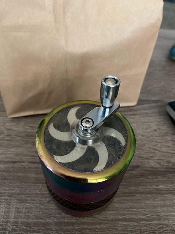 weed grinder with crank