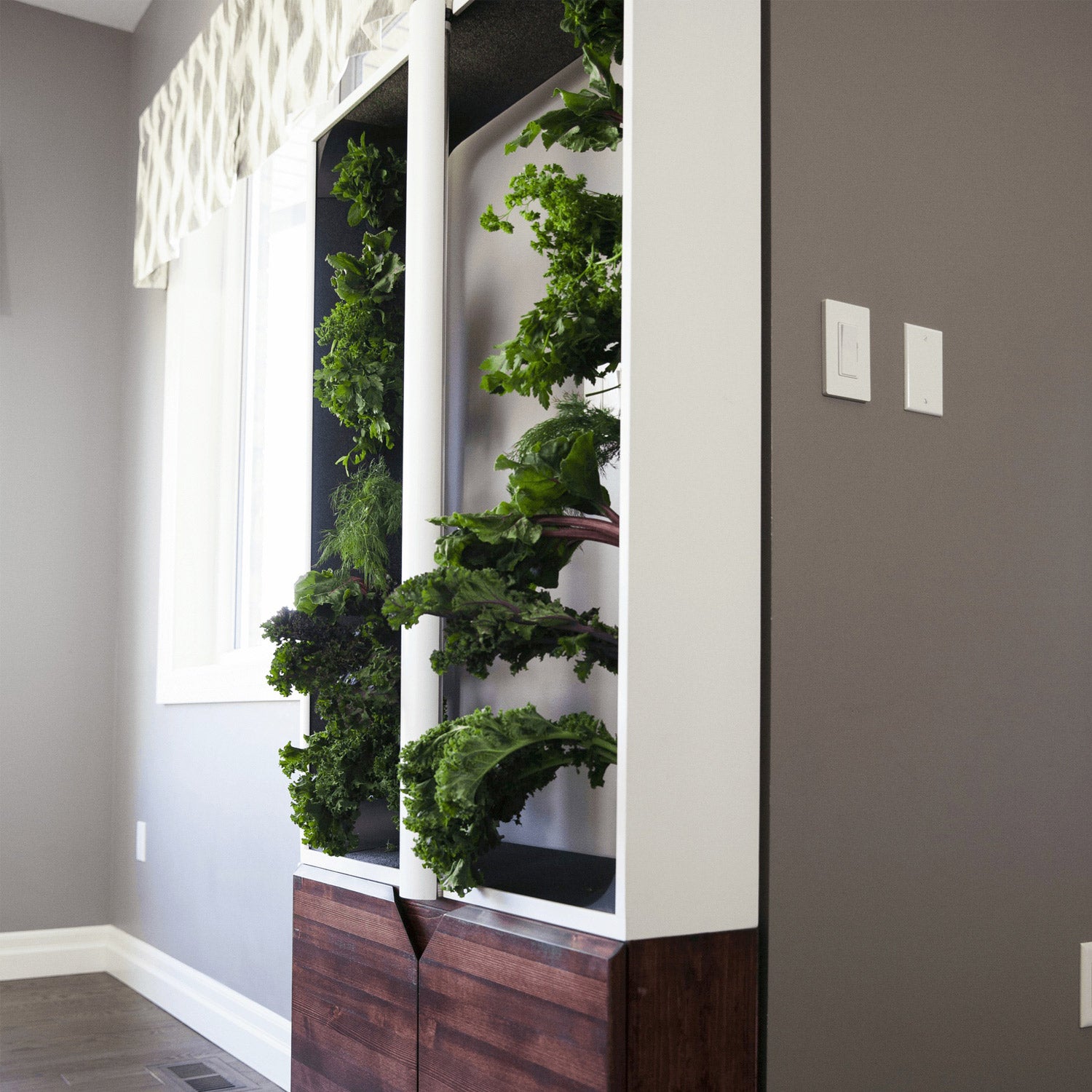 The AEVA Indoor Garden System in White