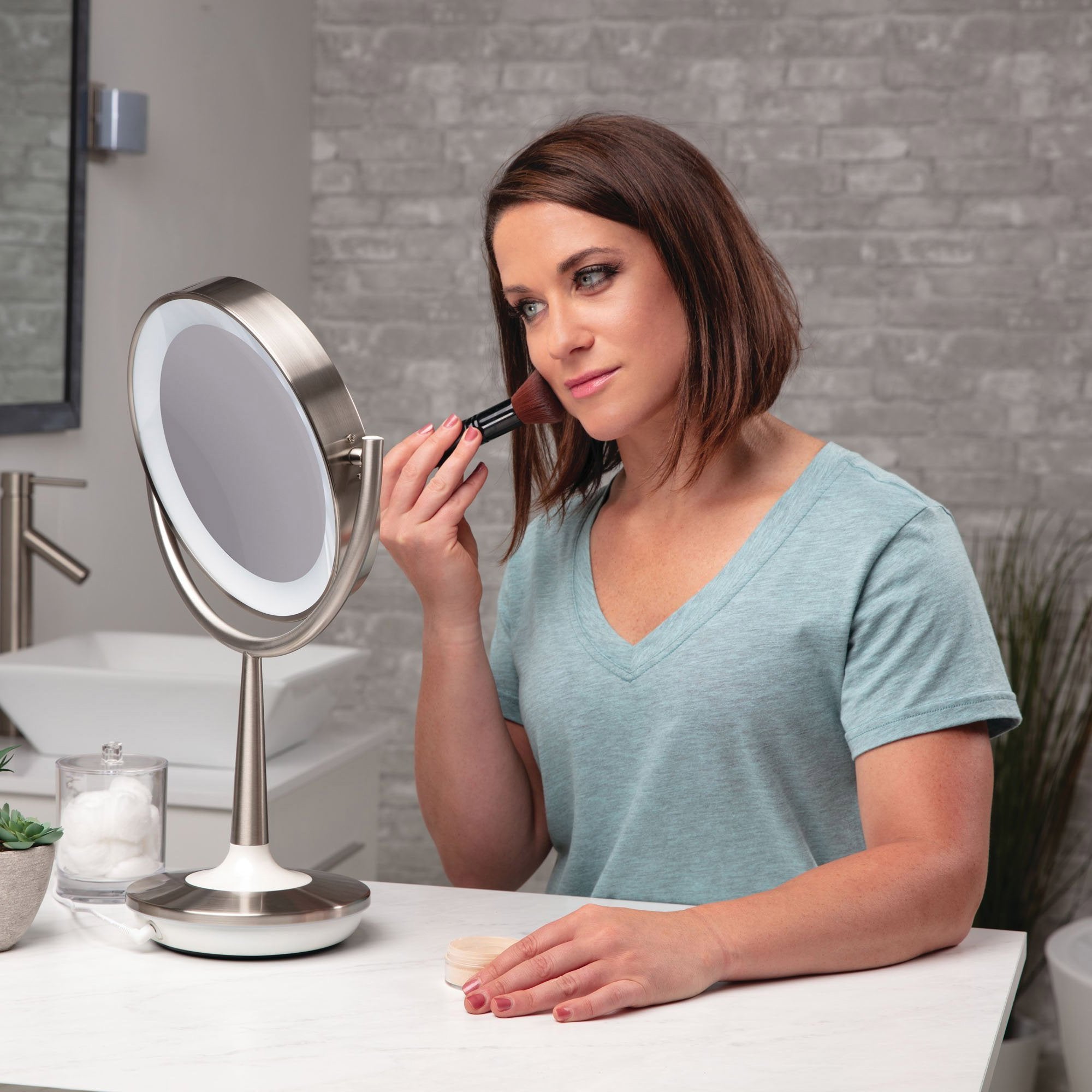 Brookstone Cordless Illuminated Makeup Mirror